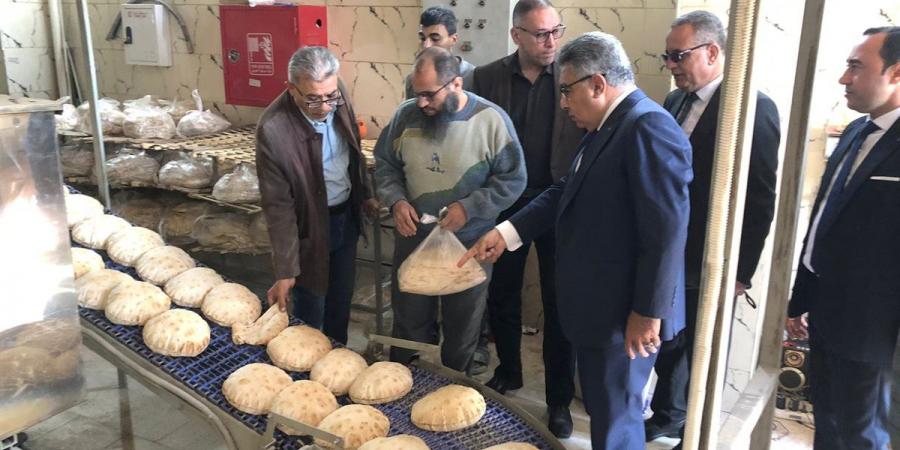 محافظ الدقهلية يتفقد مخبز المحافظة بالمنصورة