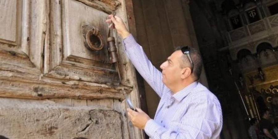 أديب جودة الحسيني: فتح الأماكن المقدسة اليوم بالقدس