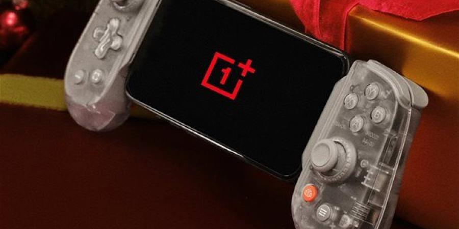 جهاز الألعاب المحمول من OnePlus.. تسريبات تكشف منافسًا جديداً في عالم الجيمينج