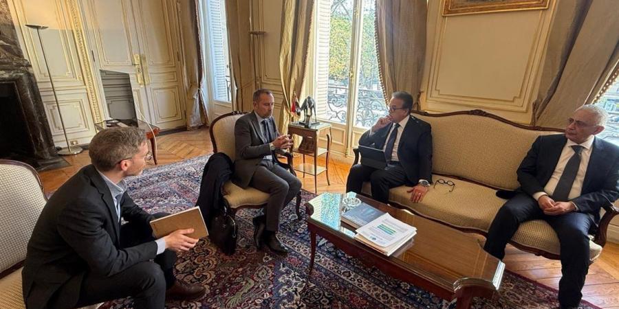 وزير الصحة يبحث تعزيز التعاون الطبي مع مستشفى “أدولف دي روتشيلد” بفرنسا