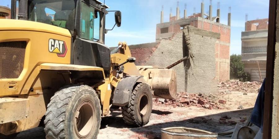 محافظ الدقهلية يتابع جهود الوحدات المحلية في التصدي لمخالفات البناء