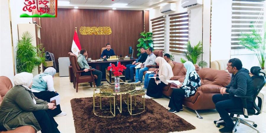 رئيس جهاز حدائق العاصمة يتابع الموقف التنفيذى للمشروعات الاستثمارية بالمدينة