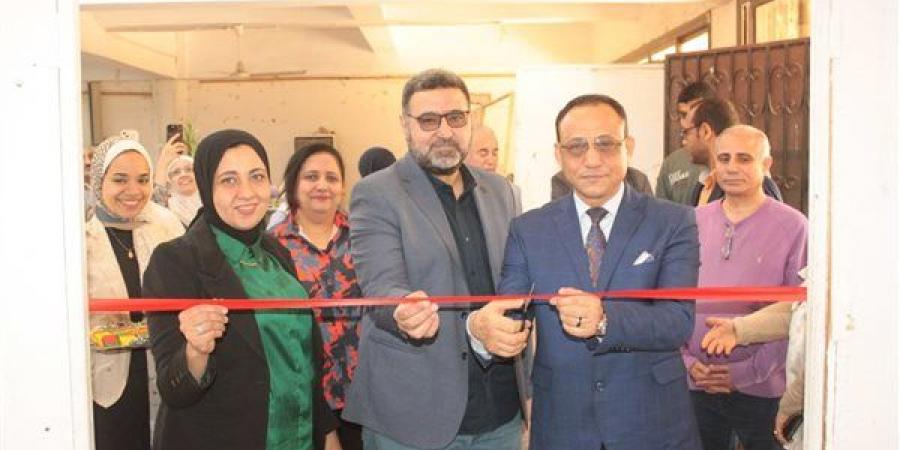 "كايروس".. معرض فني بكلية الفنون الجميلة بجامعة أسيوط