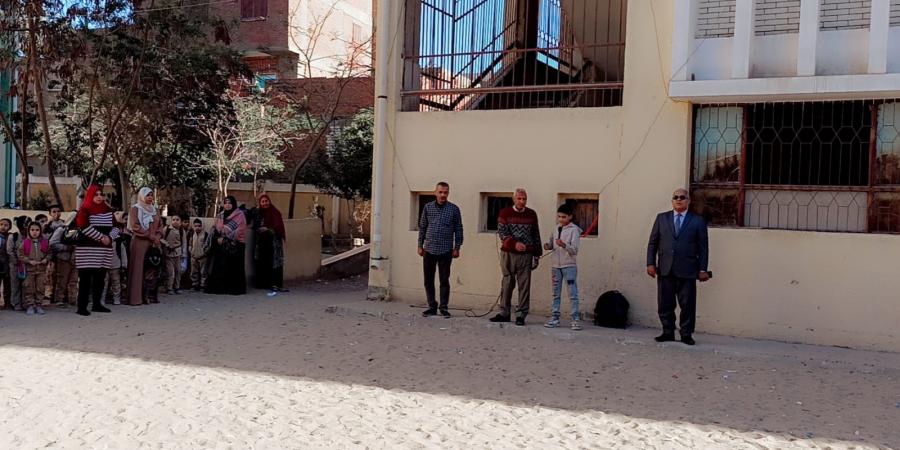 إحالة إدارة مدرسة بسنورس الفيوم للتحقيق.. وجولة مفاجئة تكشف قصور الانضباط داخل الفصول