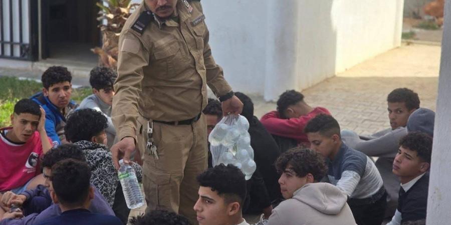 أطفال على طريق الموت.. ضبط 52 مصريًا في ليبيا خلال محاولة هجرة غير شرعية إلى أوروبا