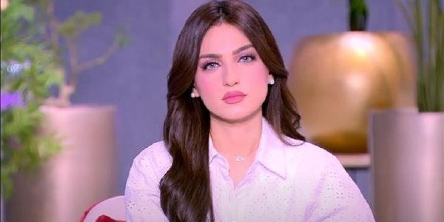 ياسمين عز تسخر من مبادرة تيسير الزواج في المنيا بسبب الذهب.. شاهد