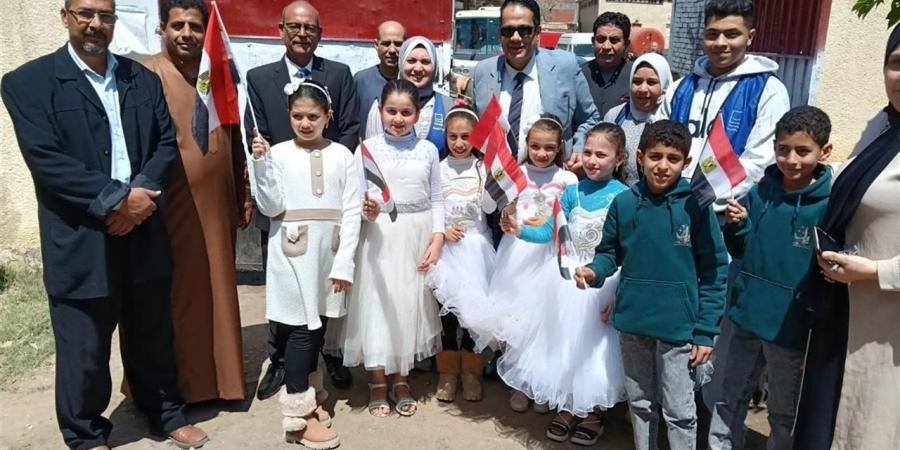 وكيل تعليم الغربية يشهد فعاليات مبادرة "أنت الحياة" بقرية نواج بشرق طنطا