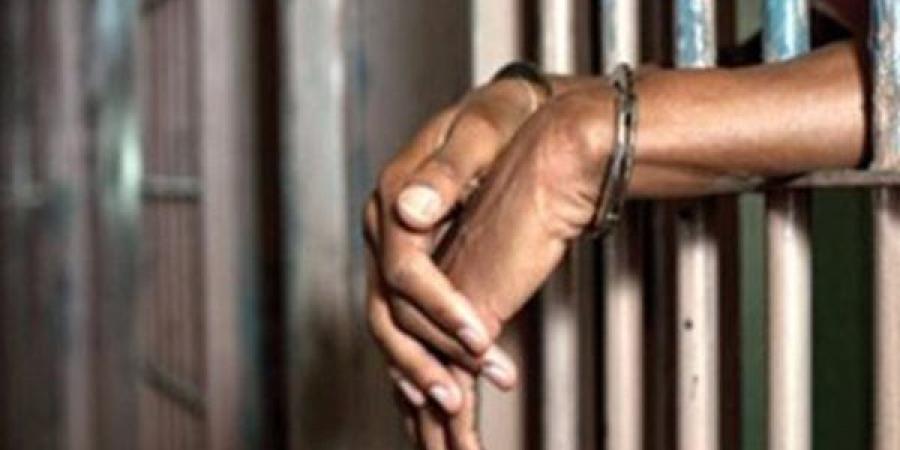 حبس شخص لإجبار نجله على التسول بالإسماعيلية