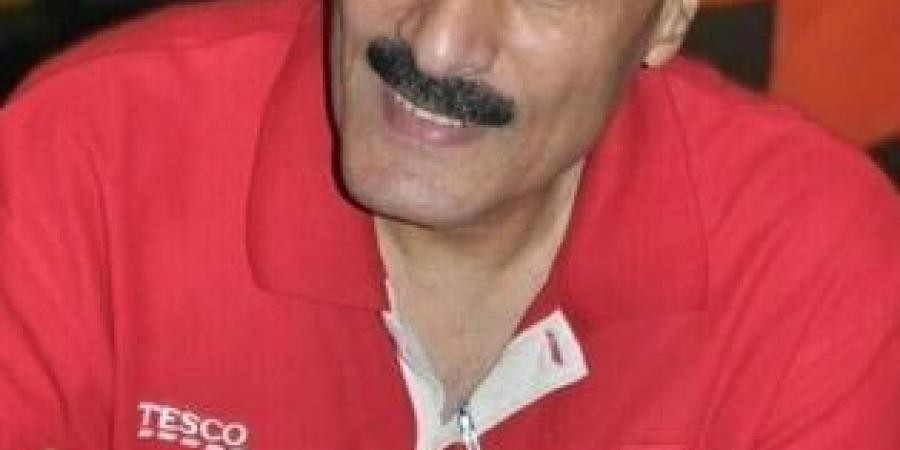 نقل الفنان فتحي سعد العناية المركزة بعد تدهور حالته الصحية (تفاصيل)