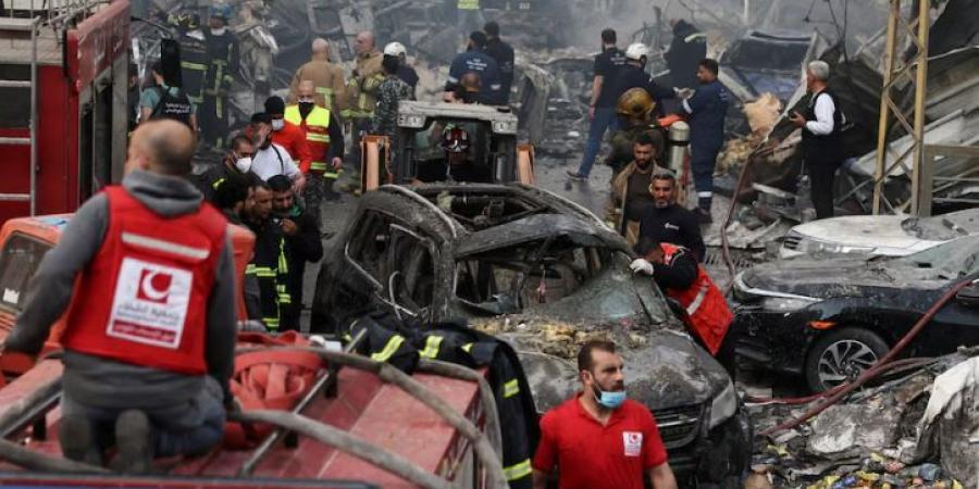 «بيروت تلملم جراحها والعالم في صدمة».. مشاهد مؤلمة لآثار العدوان الإسرائيلي على لبنان