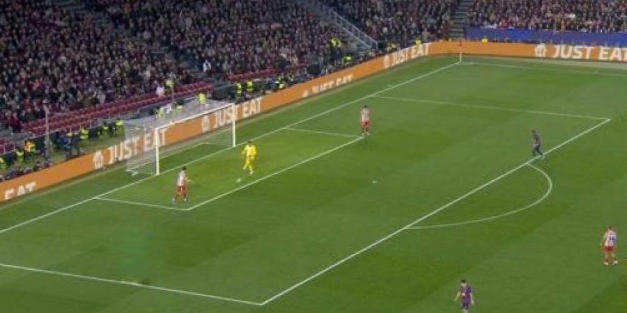 القانون يحسم الجدل حول ركلة جزاء برشلونة