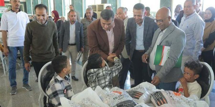 قنا تحتفي بيوم اليتيم برعاية مؤسسات أهلية