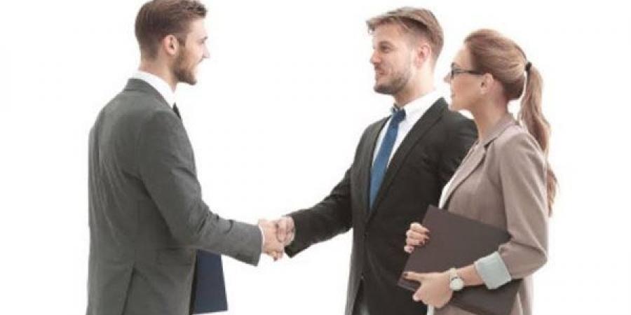 4 أشياء يلاحظها الآخرون عنك فور لقائك لأول مرة