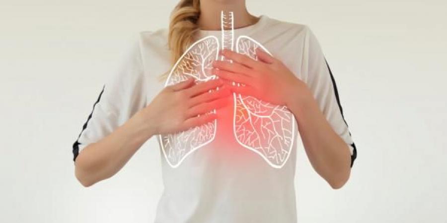 أطعمة تساعد في تخفيف أعراض الالتهاب الرئوي