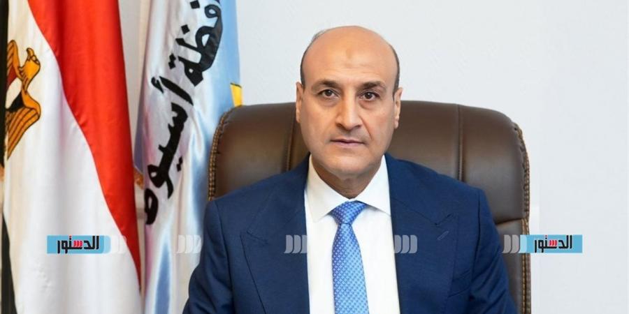 محافظ أسيوط يهنئ البابا تواضروس بعيد القيامة.. ويؤكد: الأعياد تعكس أصالة الوحدة الوطنية