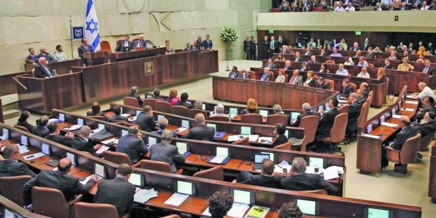 تقديم التماس ضد الحكومة الإسرائيلية والكنيست يكشف عن "فضيحة فساد" في تل أبيب (تفاصيل)