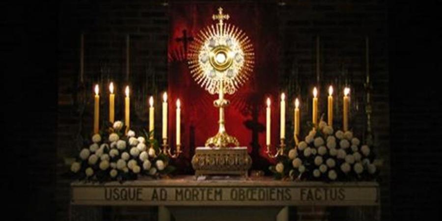 باحث كنسي: الجمعة العظيمة أعظم يوم في المسيحية وتُحييه الكنيسة بصلوات حزينة وروحانية عميقة