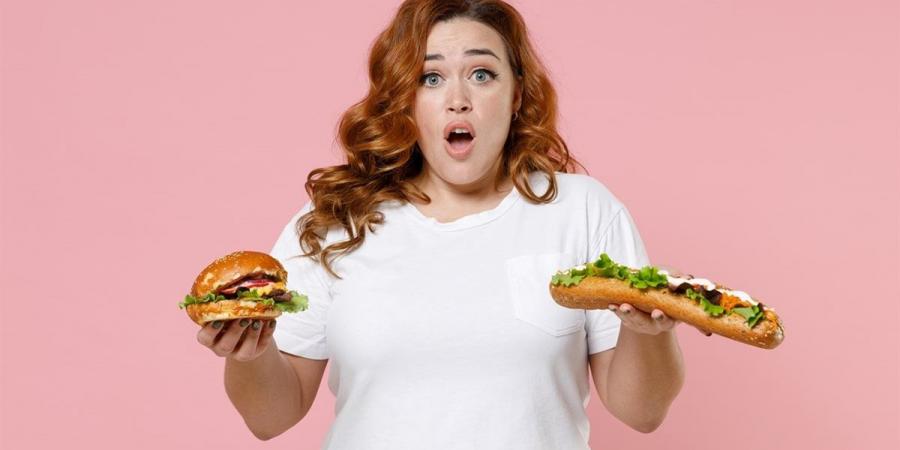 الأطعمة الدسمة تضعف مناعة الأمعاء وتزيد مخاطر الالتهابات