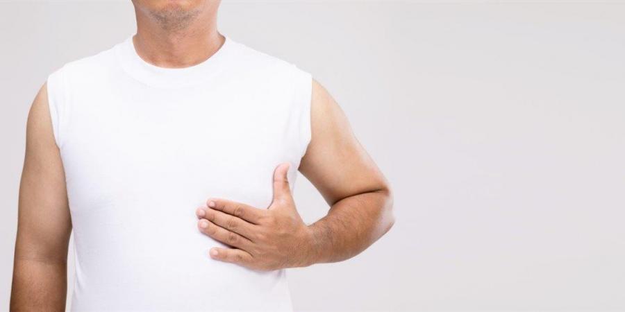 التثدي عند الرجال.. الأسباب وطرق العلاج الفعالة بدون جراحة