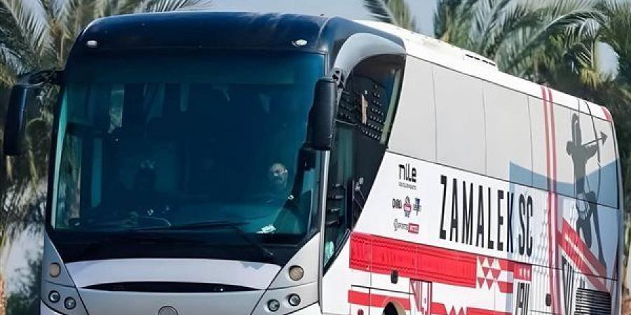 حافلة الزمالك تصل إلى ملعب نيلسون مانديلا