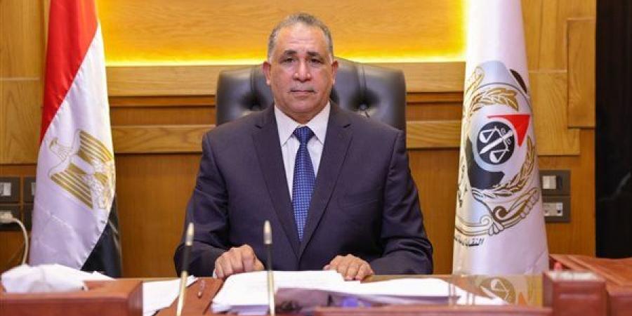 نقيب المحامين يهنئ للبابا تواضروس الثاني والأقباط بمناسبة عيد القيامة المجيد