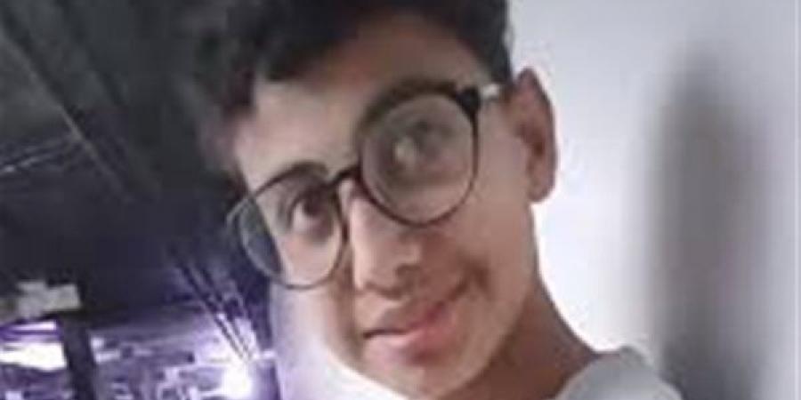 جلال مجدي يرفض المال ويتمسك بكرامته رغم معاناته.. قصة الشاب كاملة