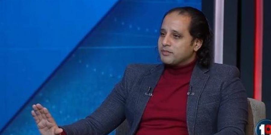 حسن مصطفى: الأمور "مش صافية" بين لاعبي الأهلي في أوضة اللبس