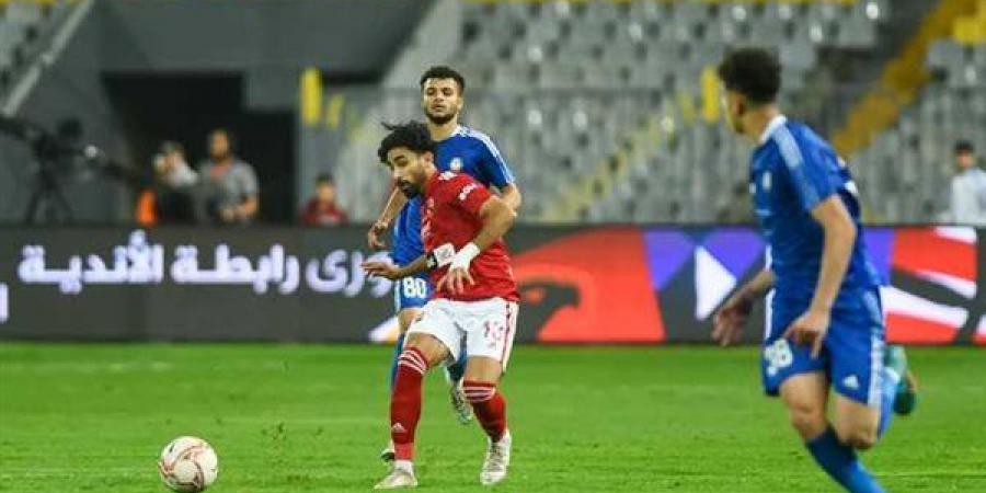 الأهلي يواصل المعاناة ويتعادل أمام سموحة فى الشوط الأول بالدوري