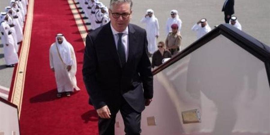 ستارمر يدير ظهره لترامب ويقود بريطانيا نحو تحالفات دولية بديلة