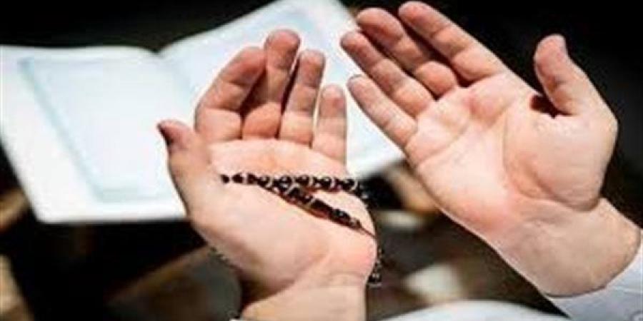 حكم الدعاء بآية من القرآن حال السجود في الصلاة