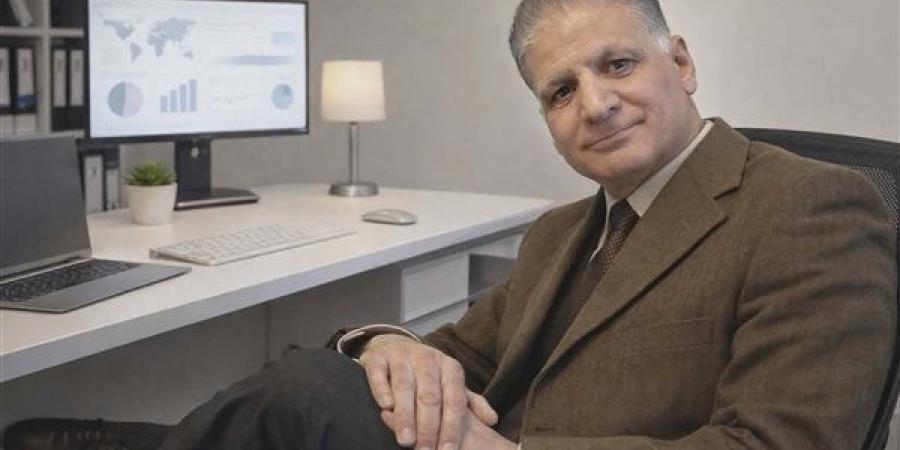 العبيدي: إعادة مبادرة سيارات المصريين بالخارج ضرورة اقتصادية واستراتيجية