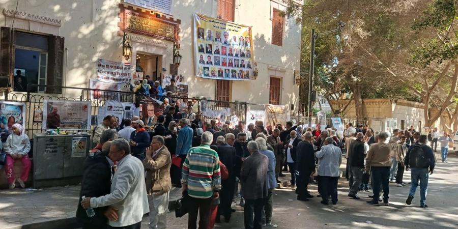 ُكُتاب مصر ينتظرون إعلان نتيجة انتخابات اتحادهم