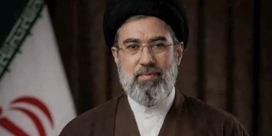 عاجل.. مجتبى خامنئي يؤكد عزم الشعب الانتقام لقائده وشهداء الحربين الثانية والثالثة