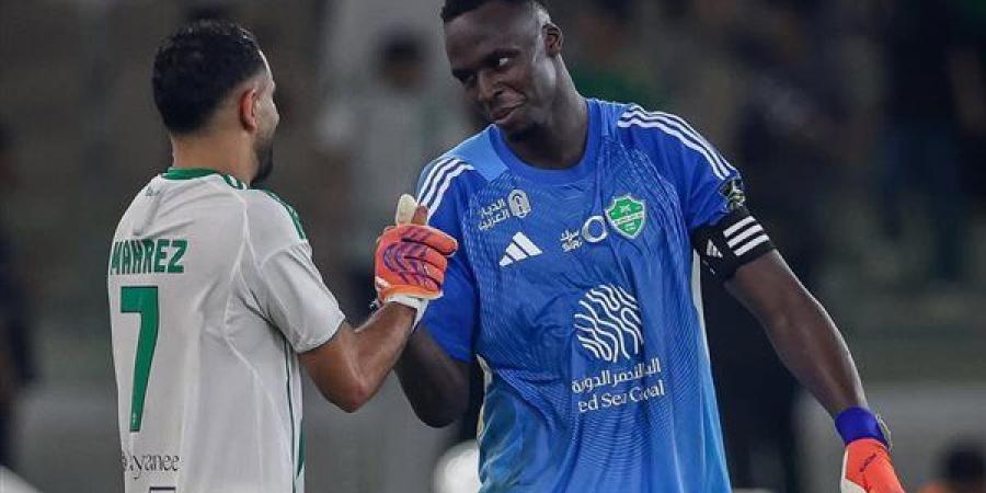 ميندي يشيد برياض محرز: لاعب ساحر يصنع الفارق داخل الملعب