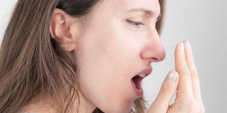 رائحة الفم الكريهة تحذير خطير على هذه الأمراض