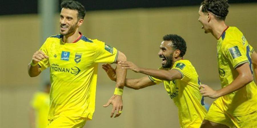 السومة وحمدالله.. صراع الأساطير يتجدد على عرش الهدافين التاريخيين لدوري روشن