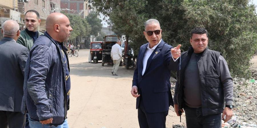 محافظ الجيزة يوجه بتنظيم كمائن لضبط سيارات إلقاء المخلفات بمركزي كرداسة وأوسيم