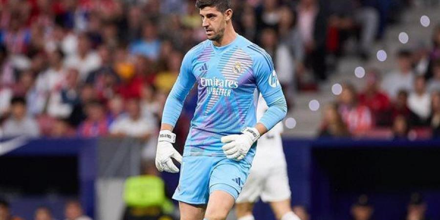 حارس ريال مدريد يسابق الزمن للحاق بمباريات الحسم الأوروبية