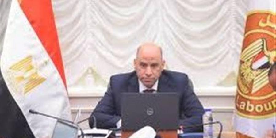 وزير العمل يلتقي قيادات مديريات "القاهرة الكبرى"