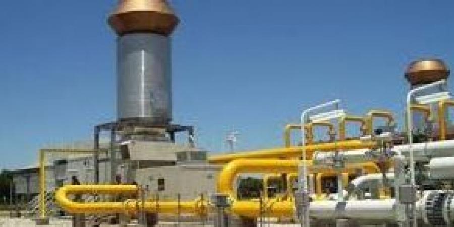 سعر الغاز الأمريكي عند قاع 17 شهراً لوفرة المخزونات واعتدال الطقس