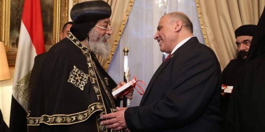 الجالية المصرية في روسيا تهنئ البابا تواضروس الثاني والأقباط بعيد القيامة المجيد