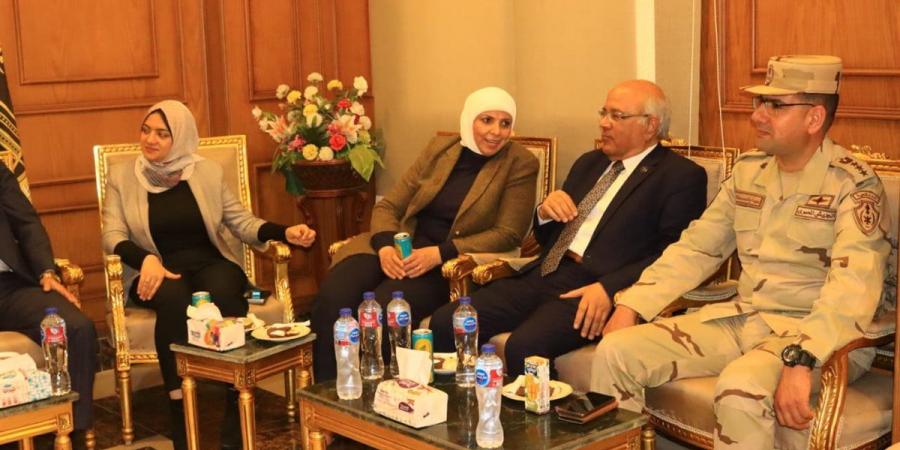 محافظ القليوبية يهنئ الأنبا نوفير أسقف شبين القناطر بعيد القيامة المجيد