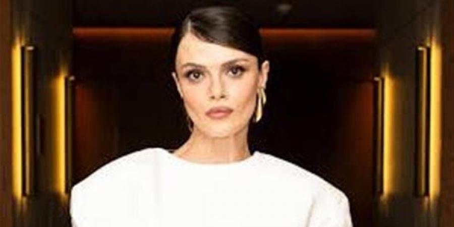 الإفراج عن سينام أونسال مع منعها من السفر في قضية المواد المحظورة