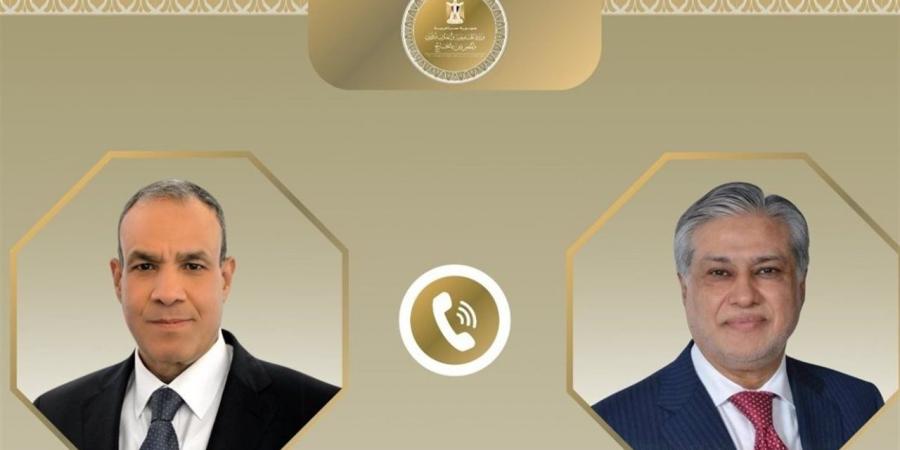 وزير الخارجية يطّلع على مفاوضات أمريكا وإيران من نظيره الباكستاني