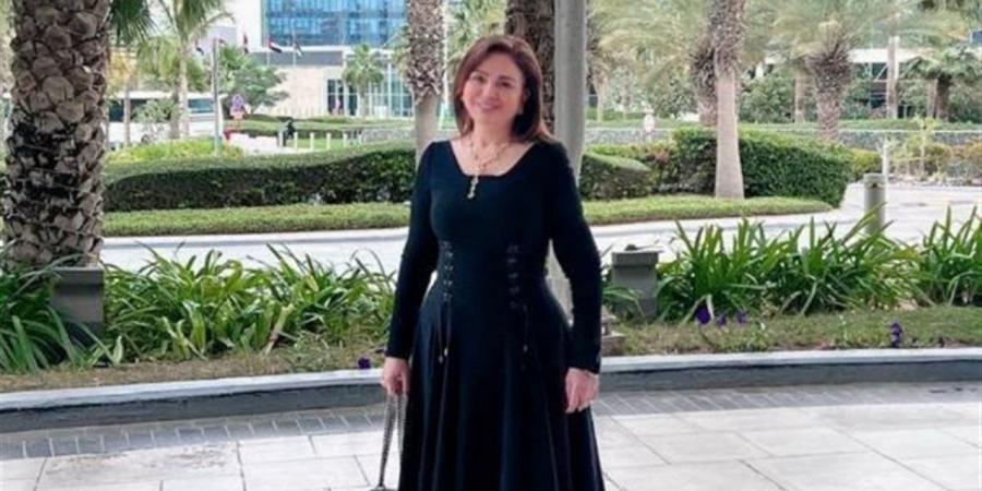 إلهام شاهين تبحث التعاون مع صناع السينما الهندية