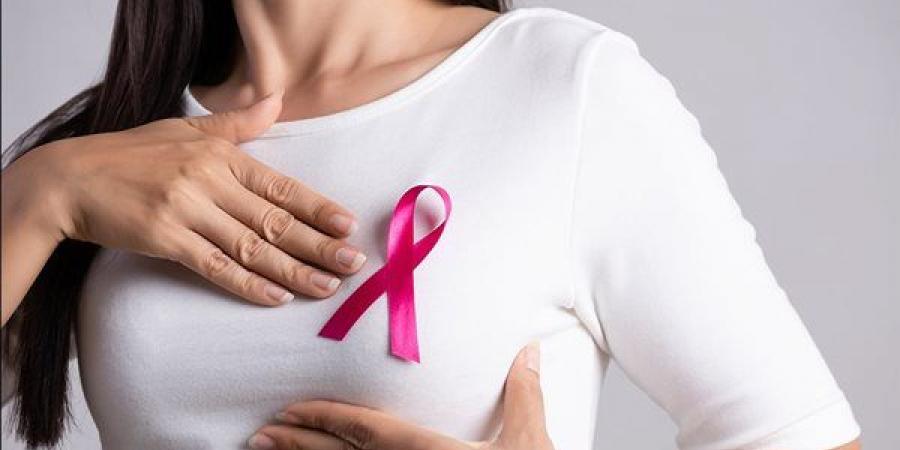 3 أعراض مهمة قد تشير إلى سرطان الثدي.. علامات لا يجب تجاهلها
