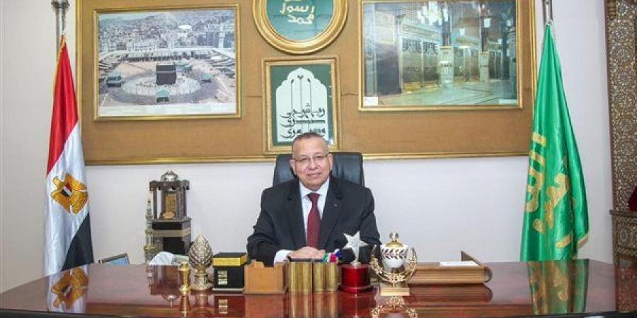 نقيب الأشراف يهنئ البابا تواضروس والإخوة الأقباط بعيد القيامة