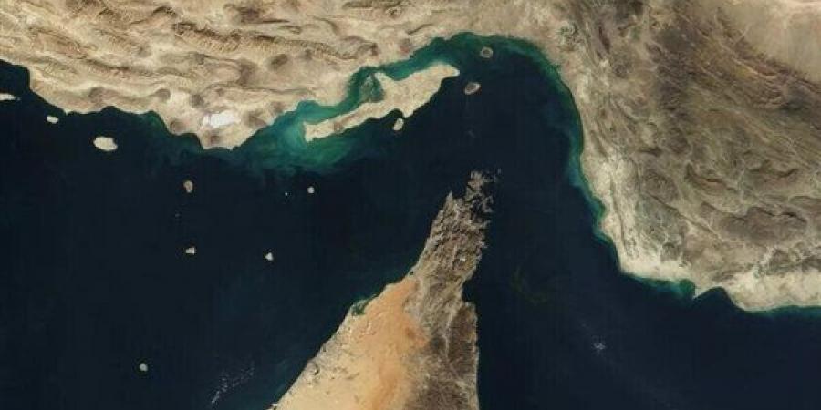 نشأت الديهي يكشف سبب قرار ترامب بالحصار البحري لمضيق هرمز