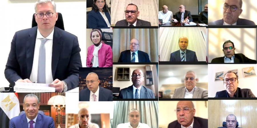 وزير البترول يعقد عبر الفيديو كونفرانس الجمعية العامة لشركة أسيوط الوطنية لتصنيع البترول (أنوبك)
