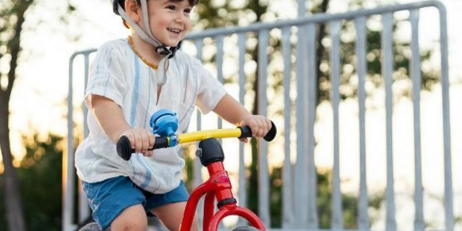 علامات تدل على نقص الفيتامينات في جسم طفلك